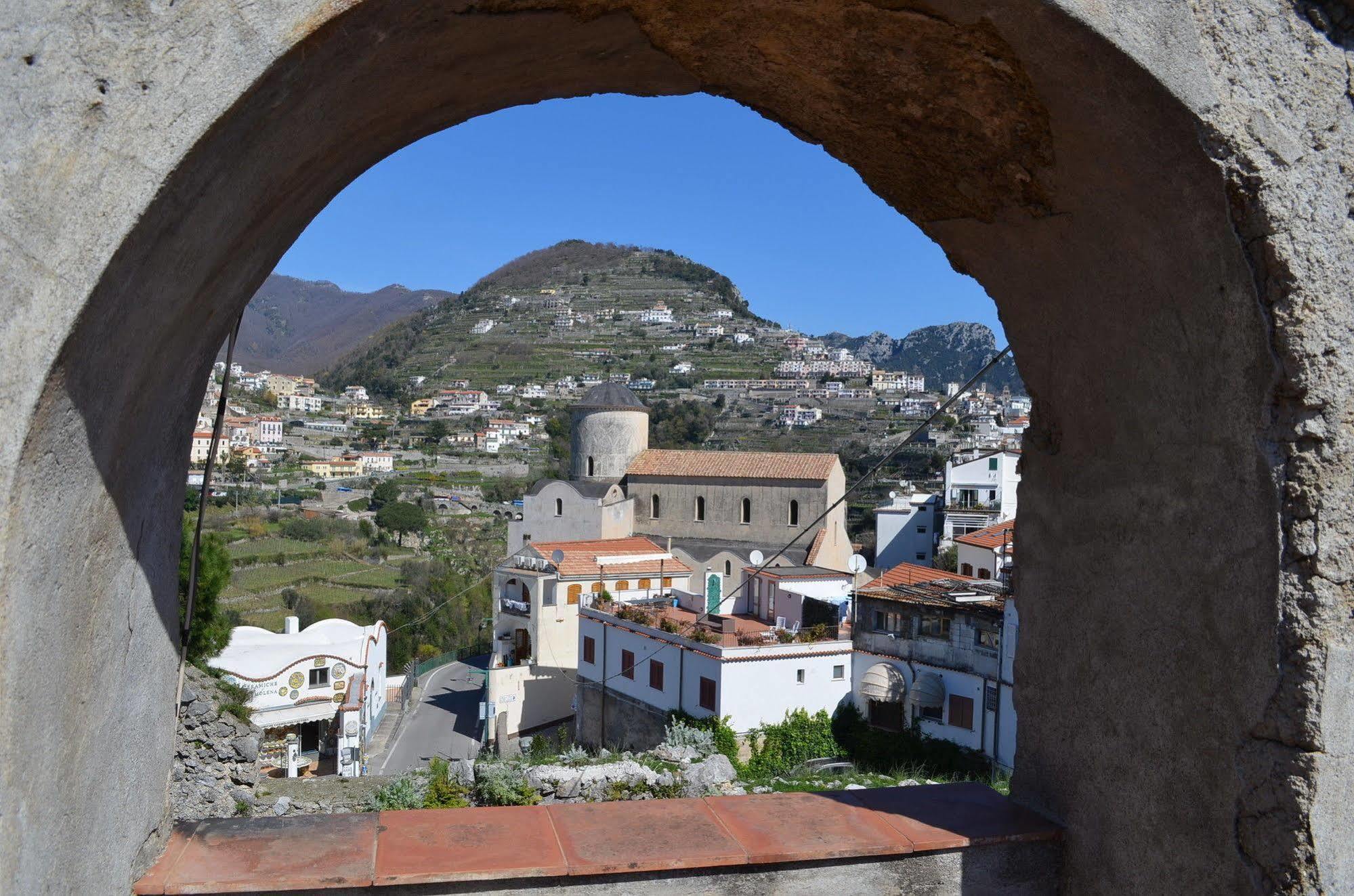 Palazzo Della Marra Bed & Breakfast Ravello Exterior photo