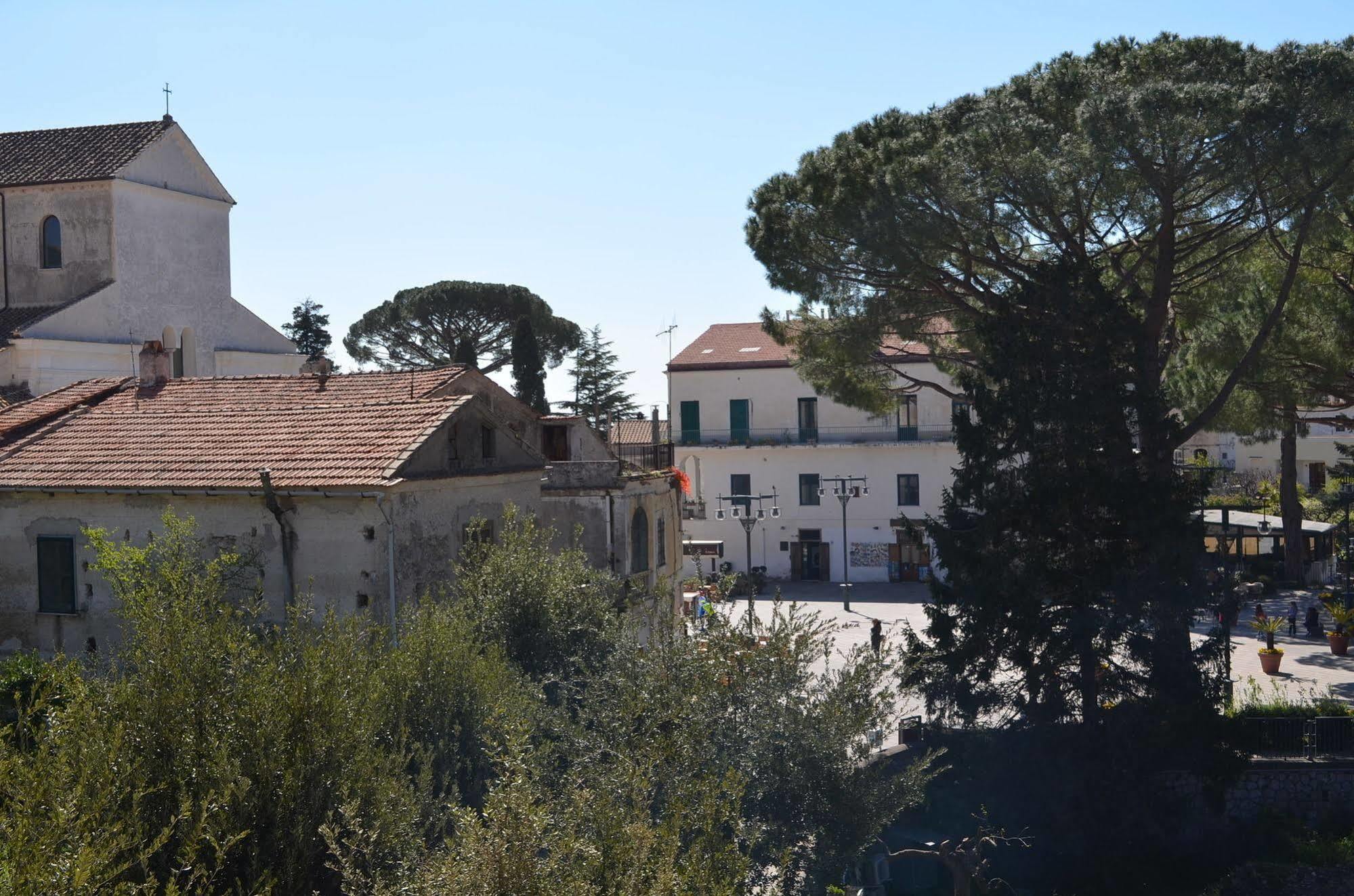 Palazzo Della Marra Bed & Breakfast Ravello Exterior photo